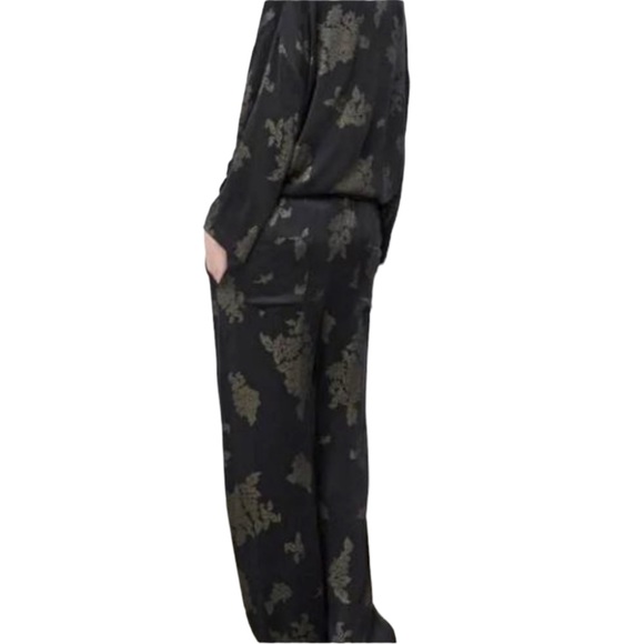 ZARA Black and Gold Flowy Pants - Picture 2 of 12